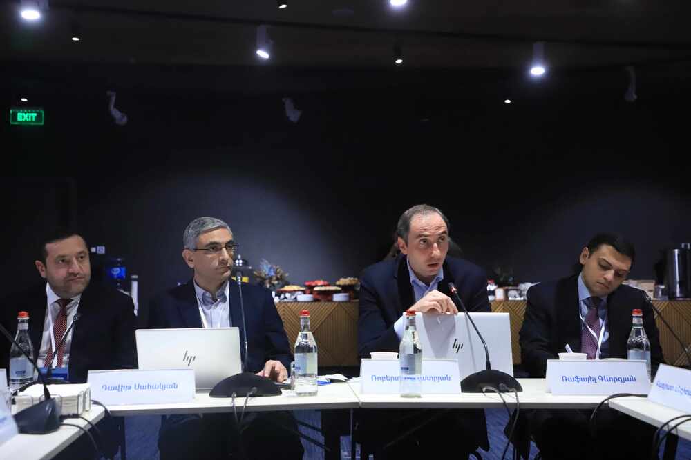 044444-min-1_1000x667